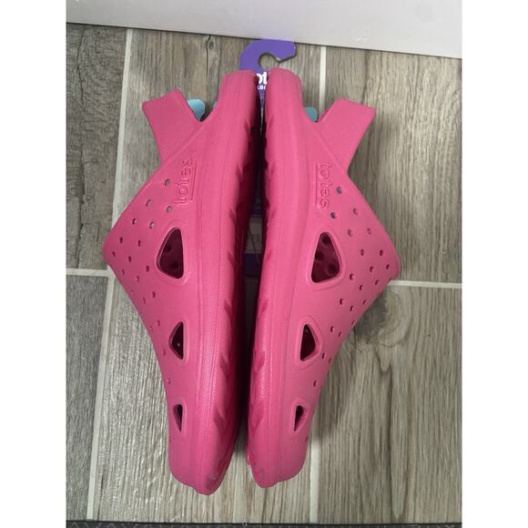 Totes SolBounce Hot Pink Kids Splash/Play Water Shoes Slip on Clogs NWT Size 4-5 - Picture 3 of 6